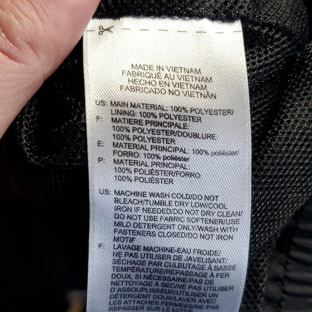 Reebok medium black light jacket - Picture 6 of 6